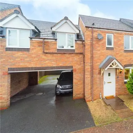 Image 1 - Moorhouse Close, Wellington, TF1 2BF, United Kingdom - Townhouse for sale