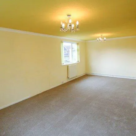 Image 1 - 10-18 Brookstray Flats, Coventry, CV5 7HW, United Kingdom - Apartment for rent