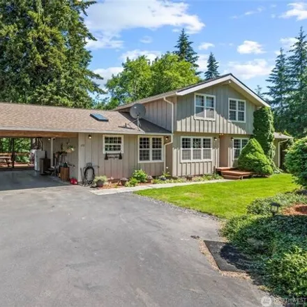 Buy this 3 bed house on 672 Walker Rd in Kelso, Washington