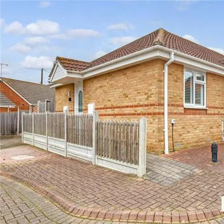 Image 1 - Peartree Walk, Billericay, CM12 0PY, United Kingdom - House for sale