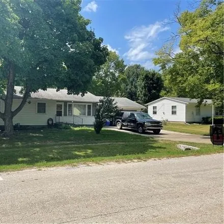Buy this 3 bed house on 1616 South Crawford Street in Fort Scott, KS 66701