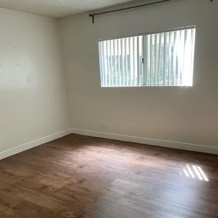 Image 6 - 1557 North Detroit Street, Los Angeles, CA 90046, USA - Room for rent