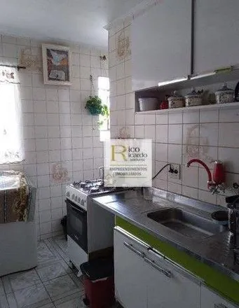 Rent this 2 bed apartment on Rua Guariroba in Vila Sacadura Cabral, Santo André - SP