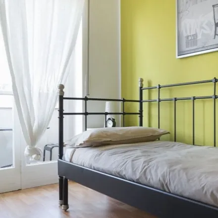 Rent this 5 bed room on Via Gianfranco Zuretti 16 in 20125 Milan MI, Italy