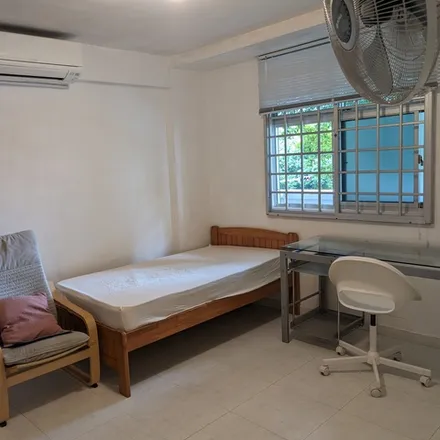 Rent this 1 bed room on 3 Ghim Moh Road in Ghim Moh Green, Singapore 270003