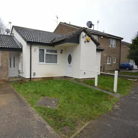Buy this 3 bed house on Repton Close in Luton, LU3 3UP