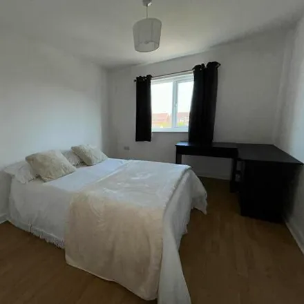 Image 9 - Coniston Place, Gateshead, NE9 6YA, United Kingdom - Apartment for sale