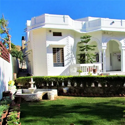 Rent this 2 bed house on Ajmer