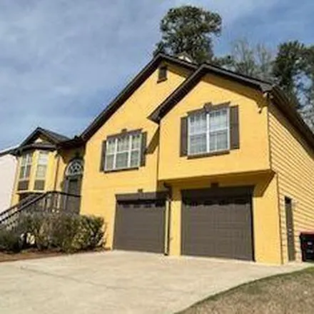 Rent this 3 bed apartment on 2651 Johnsbrooke Drive in Douglas County, GA 30122