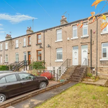 Rent this 2 bed townhouse on 15 Oaklands Avenue in Farsley, LS13 1LH