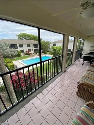 Image 8 - 740 10th Avenue South, Naples, FL 34102, USA - Condo for sale