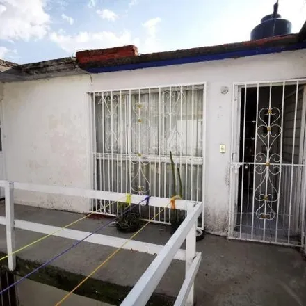 Buy this 2 bed house on CONALEP Plantel Atizapán II in Calle del Toril, 54766 Ciudad López Mateos