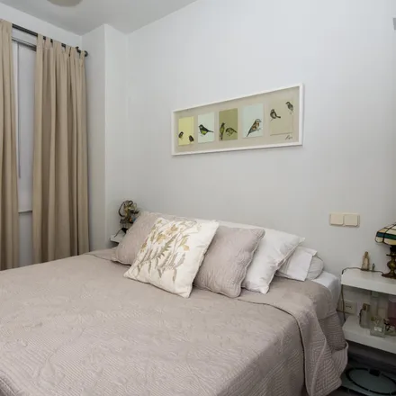 Rent this 1 bed apartment on Madrid in Calle del General Pardiñas, 103