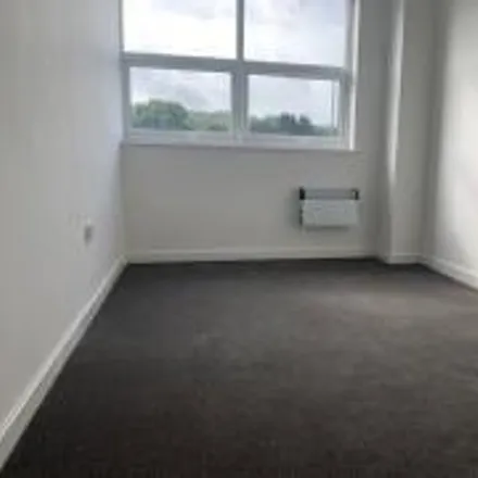 Image 5 - Dallow Road, Luton, LU1 1TB, United Kingdom - Apartment for rent