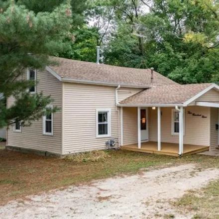 Buy this 4 bed house on 479 North Washington Street in Waupaca, WI 54981