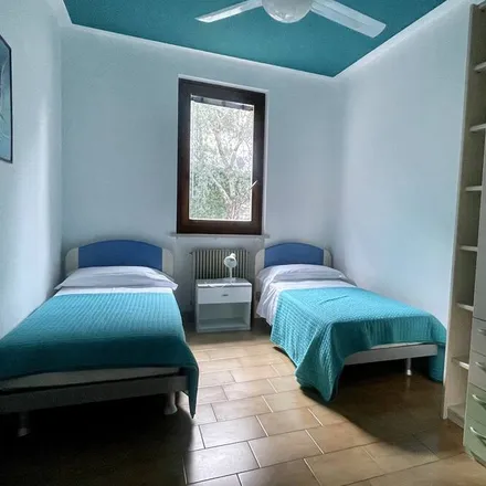 Rent this 3 bed apartment on Brenzone in Via Venti Settembre 30, 37010 Magugnano VR