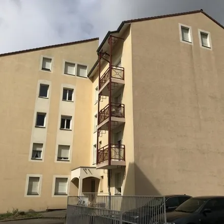Rent this 2 bed apartment on Rue de Haute-Rive in 57000 Metz, France