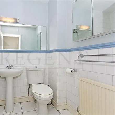 Image 3 - 68 Brondesbury Villas, London, NW6 6AD, United Kingdom - Apartment for rent
