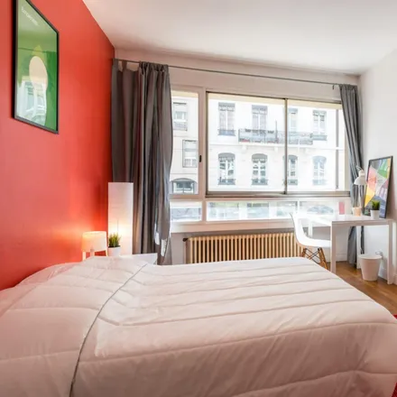 Rent this 3 bed room on 167 Cours Lafayette in 69006 Lyon, France