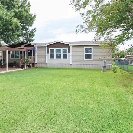 Buy this 3 bed house on 4100 Lands End Court in Hood County, TX 76048