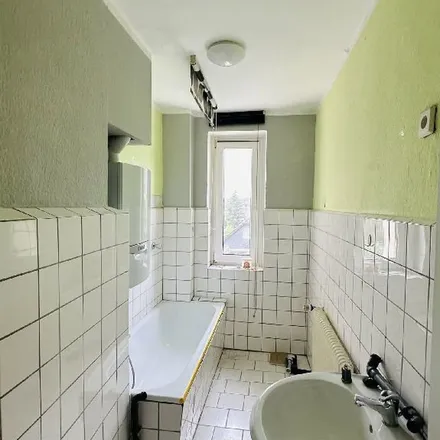 Rent this 3 bed apartment on Provinzialstraße 112 in 44388 Dortmund, Germany