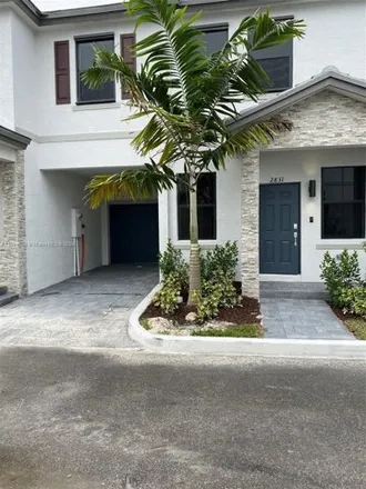 Rent this 3 bed townhouse on unnamed road in Fort Lauderdale, FL 33315