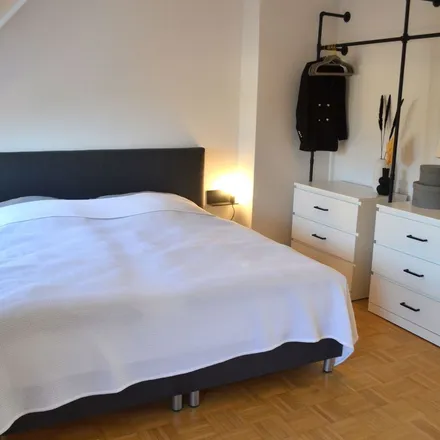 Rent this 2 bed apartment on Wörthstraße 52 in 45138 Essen, Germany