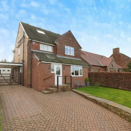 Buy this 4 bed house on Paxton Road in Tapton, S41 0TN
