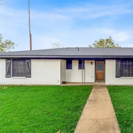 Buy this 3 bed house on 207 South Jefferson Street in Gordon, Palo Pinto County