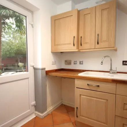 Image 1 - Furze Close, Swindon, SN5 5DB, United Kingdom - Apartment for rent