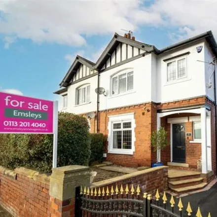 Buy this 3 bed duplex on Oulton Lane in Rothwell, LS26 0DX