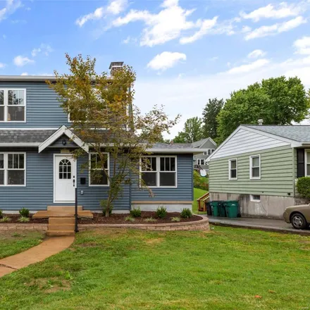 Buy this 3 bed house on 742 Greeley Avenue in Shrewsbury, Webster Groves