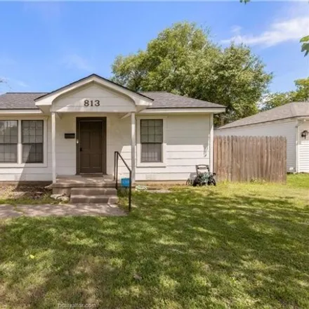 Buy this 2 bed house on 1600 Una Avenue in Bryan, TX 77803