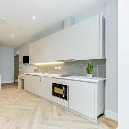 Rent this studio apartment on Freeland Road in London, W5 3HH