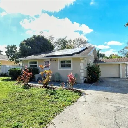 Buy this 4 bed house on 2924 Edgewood Lane in Sarasota County, FL 34231