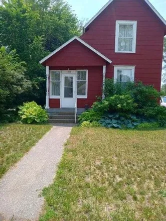 Buy this 3 bed house on 330 W 20th St in Holland, Michigan