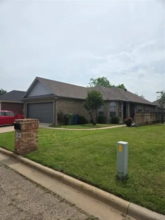 Image 4 - 654 Harbour Town Drive, Lake Dallas, Denton County, TX 75065, USA - House for rent