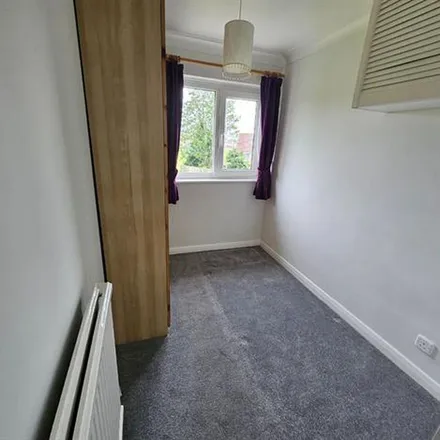 Image 2 - Meadow Close, Houghton-le-Spring, DH5 8HU, United Kingdom - Apartment for rent