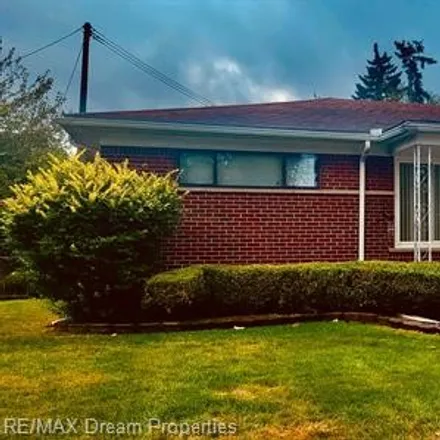 Buy this 3 bed house on 6923 Plainfield Street in Dearborn Heights, MI 48127