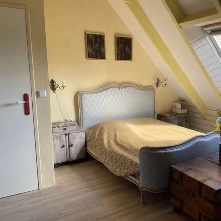 Rent this 3 bed house on Bretagne in Boulevard de Bretagne, 29000 Quimper