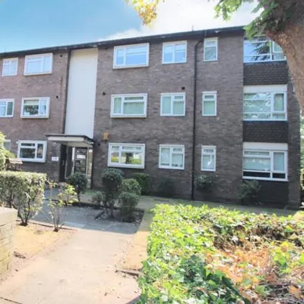 Buy this 2 bed apartment on unnamed road in Sefton, PR8 2DN
