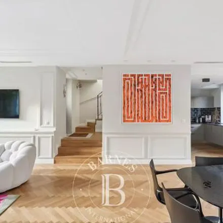 Rent this 8 bed apartment on 61 La Canebière in 13001 1er Arrondissement, France