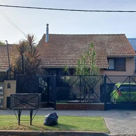 Buy this 4 bed house on Hipólito Bouchard 2193 in José Mármol, Argentina