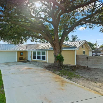 Image 6 - 782 Southeast Arton Lane, Port Saint Lucie, FL 34983, USA - House for sale