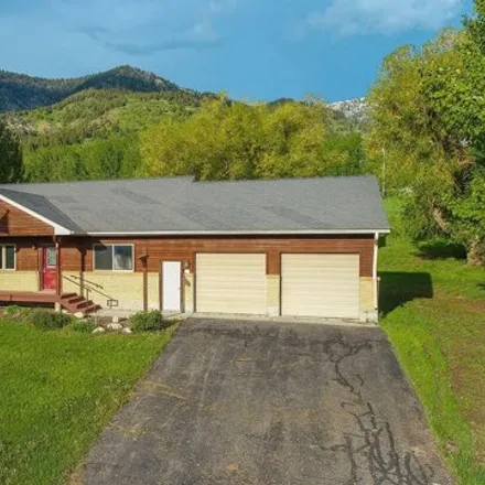 Buy this 3 bed house on 1699 Clark Lane County Road 115 in Star Valley Ranch, WY 83127