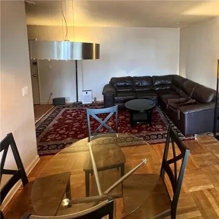 Image 4 - 16 North Broadway, City of White Plains, NY 10601, USA - Apartment for sale