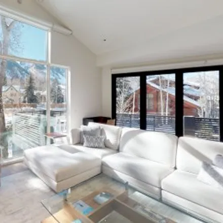 Rent this 4 bed apartment on 100 Park Avenue in The East End, Aspen