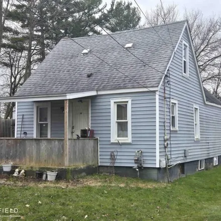 Buy this 3 bed house on 1264 South Pearce Street in Owosso, MI 48867