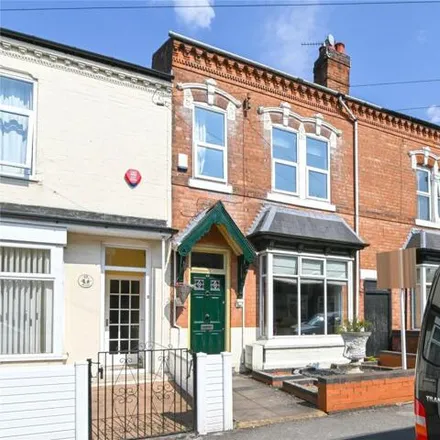 Buy this 4 bed townhouse on Milcote Road in Bearwood, B67 5DQ