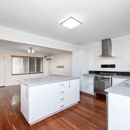Image 7 - Diana Crescent, Lockridge WA 6063, Australia - Apartment for rent